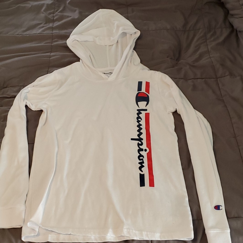 Champion long sleeved tshirt